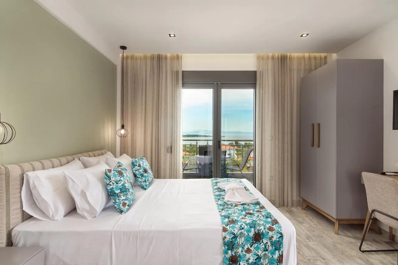 Thea Luxury Apartments Vourvourou
