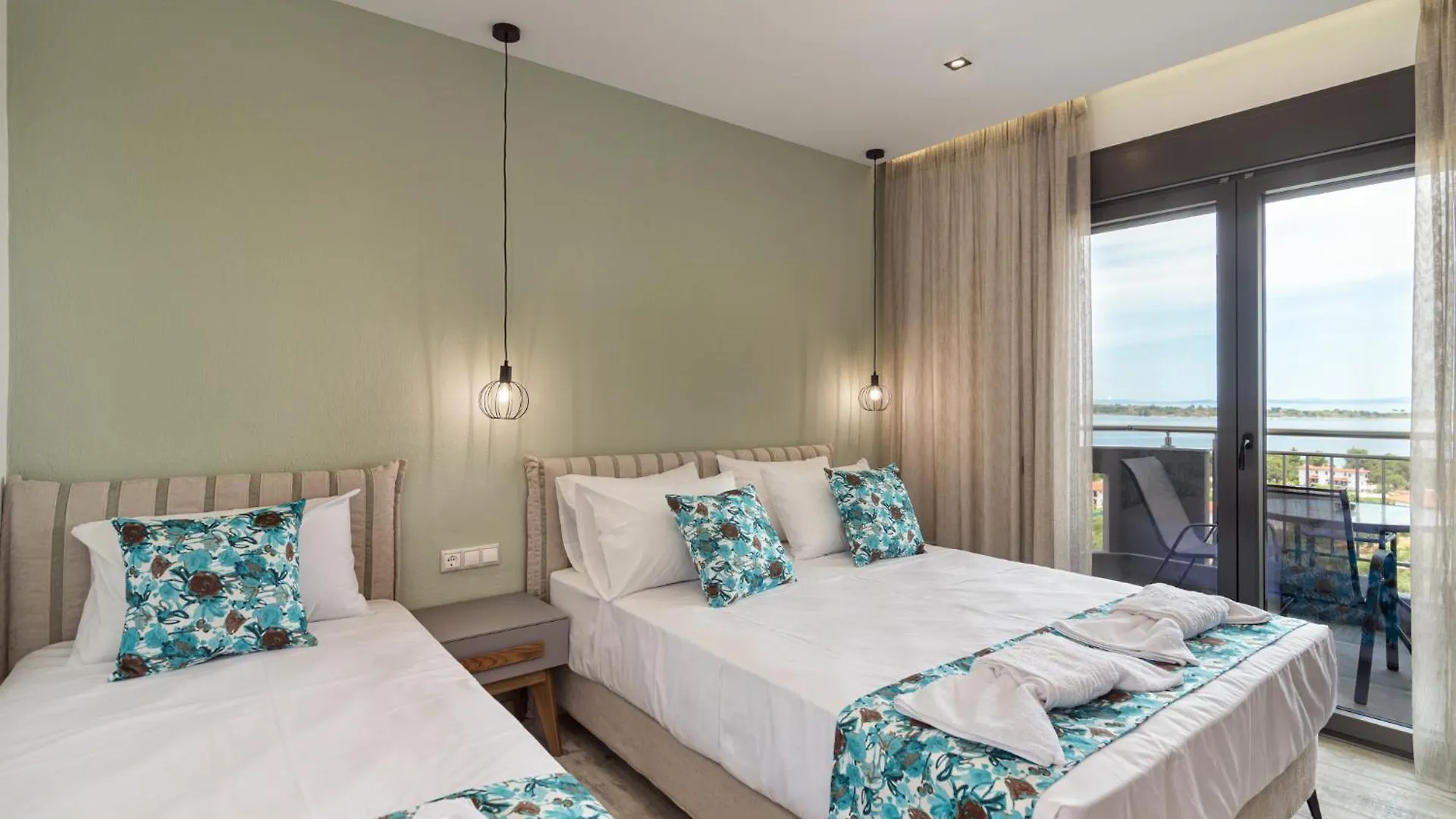 Thea Luxury Apartments Vourvourou 0*,  Grecia